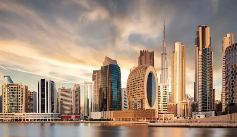 Dubai skyline, a destination served by Transfer VIP